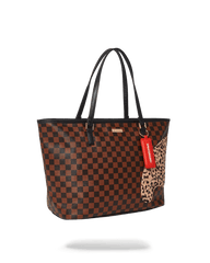 A.i.3 THE LEGACY TOTE