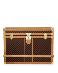 HENNYVILLE SHARKS IN PARIS TRUNK