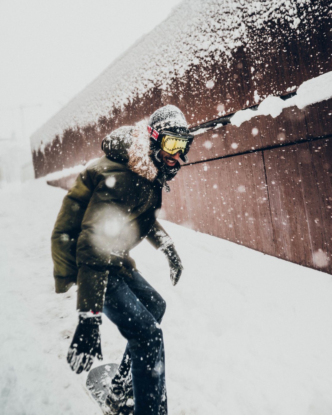 SPRAYGROUND SHARK GOGGLES WITH 3 INTERCHANGEABLE LENS