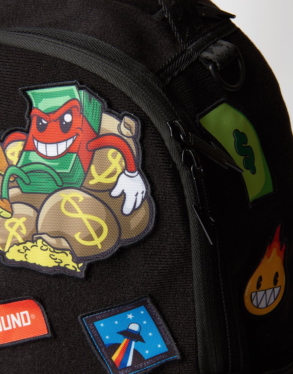 THE 32 REMOVABLE PATCHES VELCRO BACKPACK