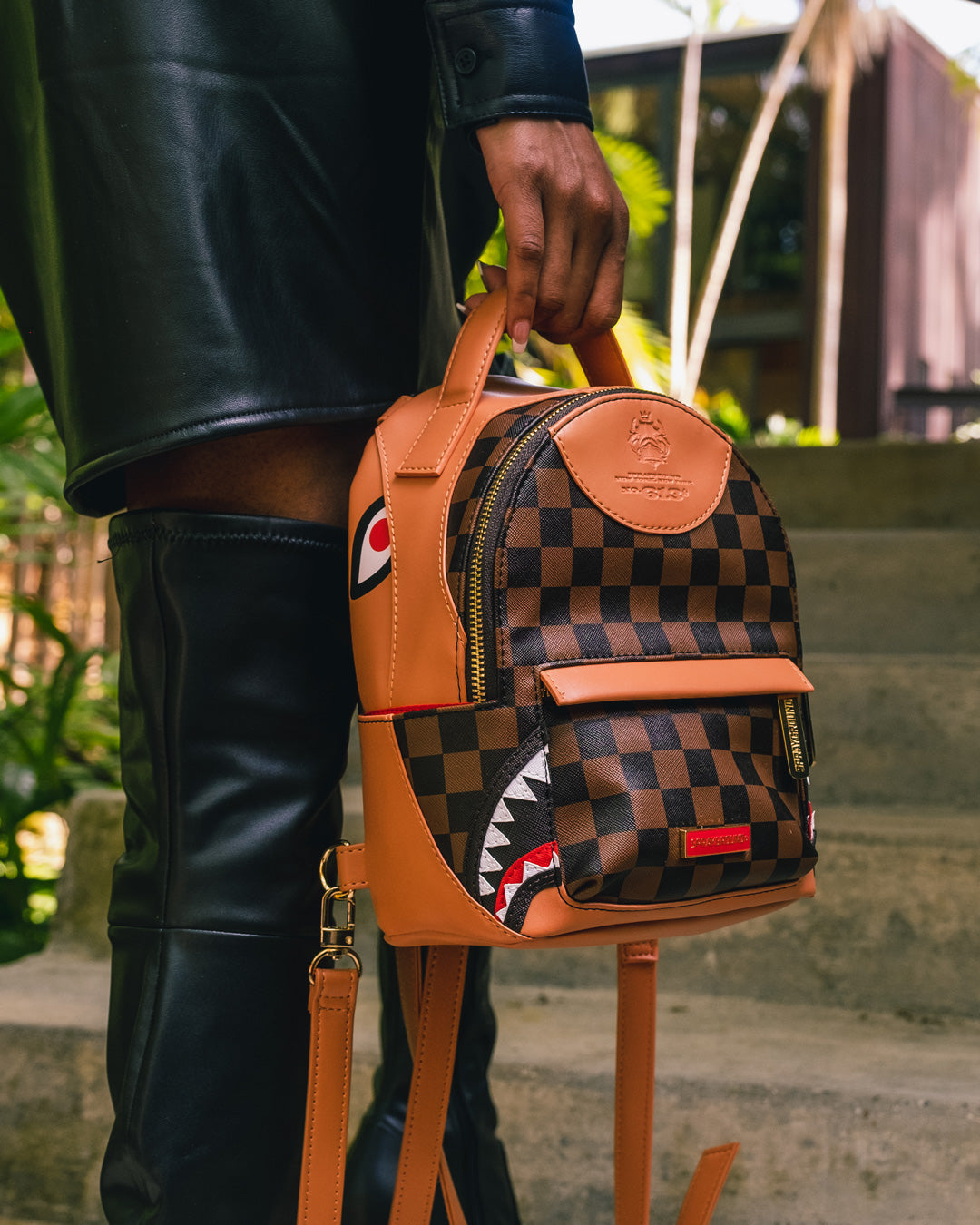 HENNY AIR TO THE THRONE QUATTRO BACKPACK