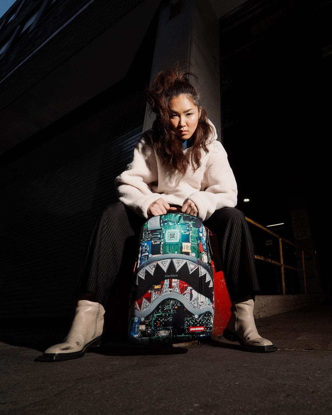 SHOCK IMPULSE DLXSR BACKPACK