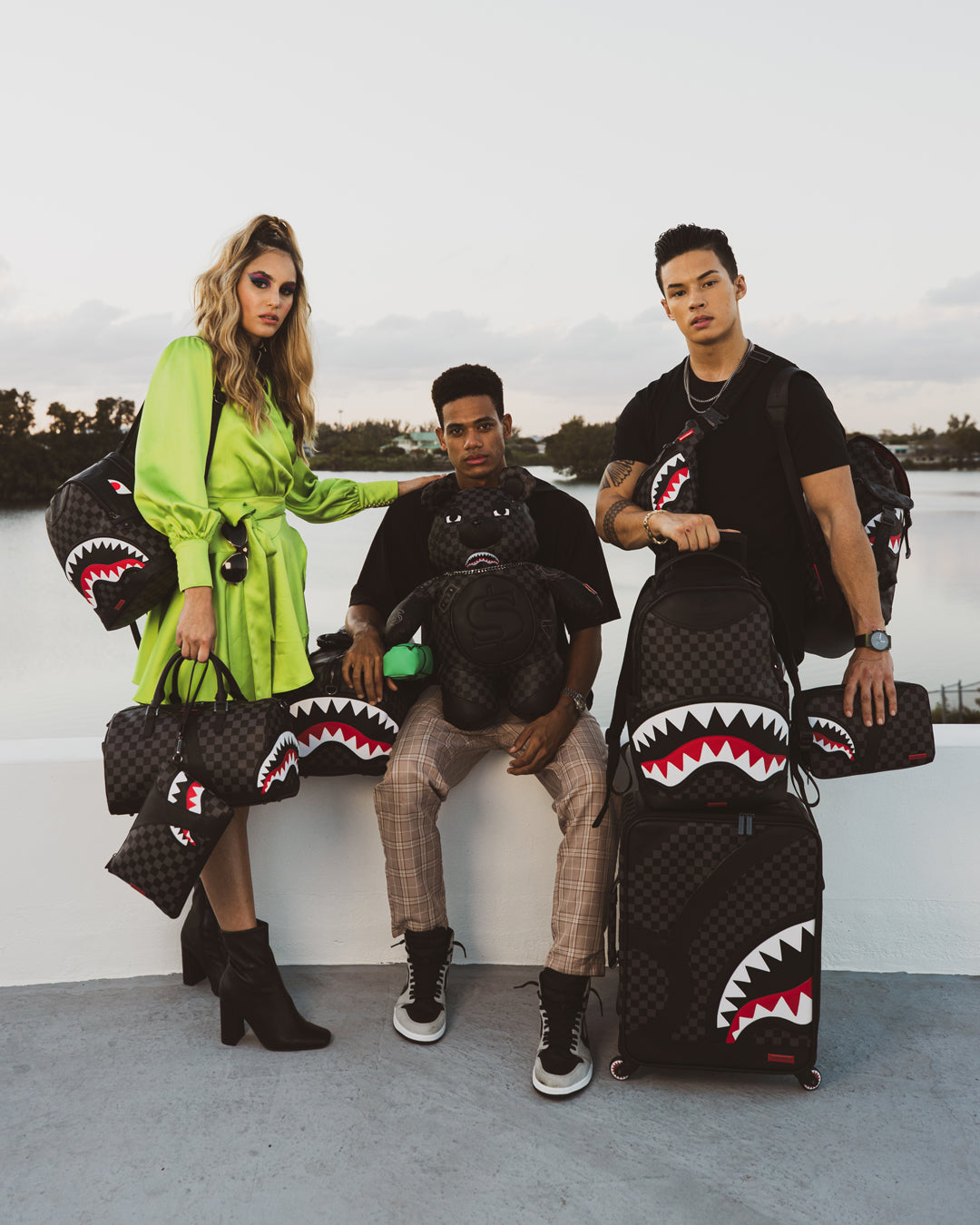 HENNY AIIR TO THE THRONE SAVAGE