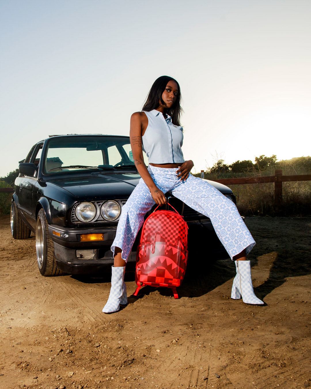 XTC SHARKS IN WONDERLAND BACKPACK (DLXV)