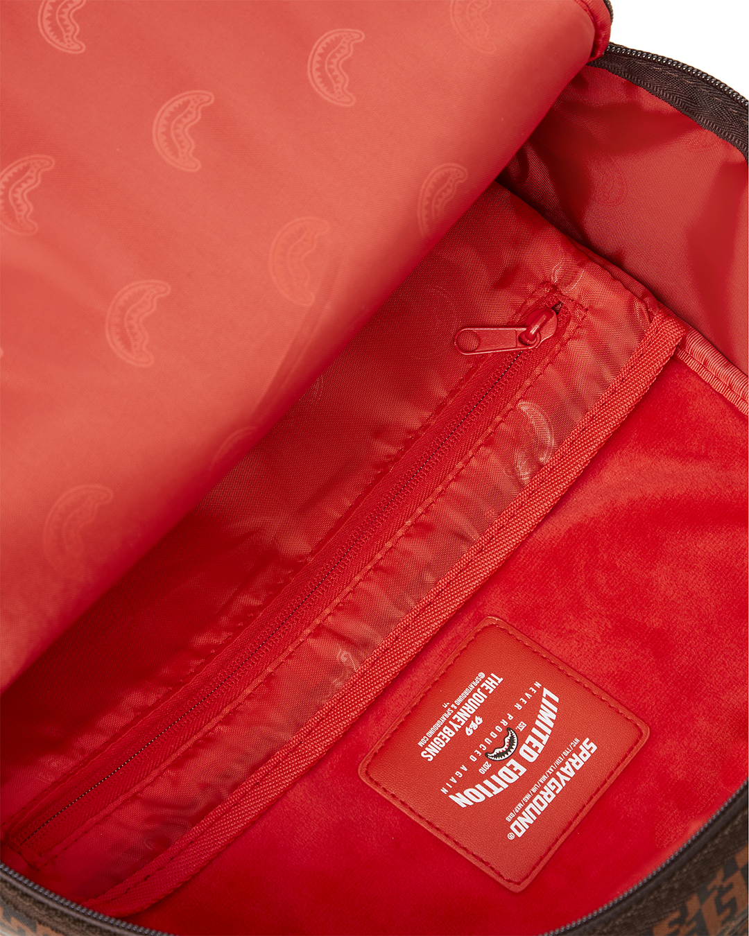 SHARKFINITY BACKPACK (DLXV)