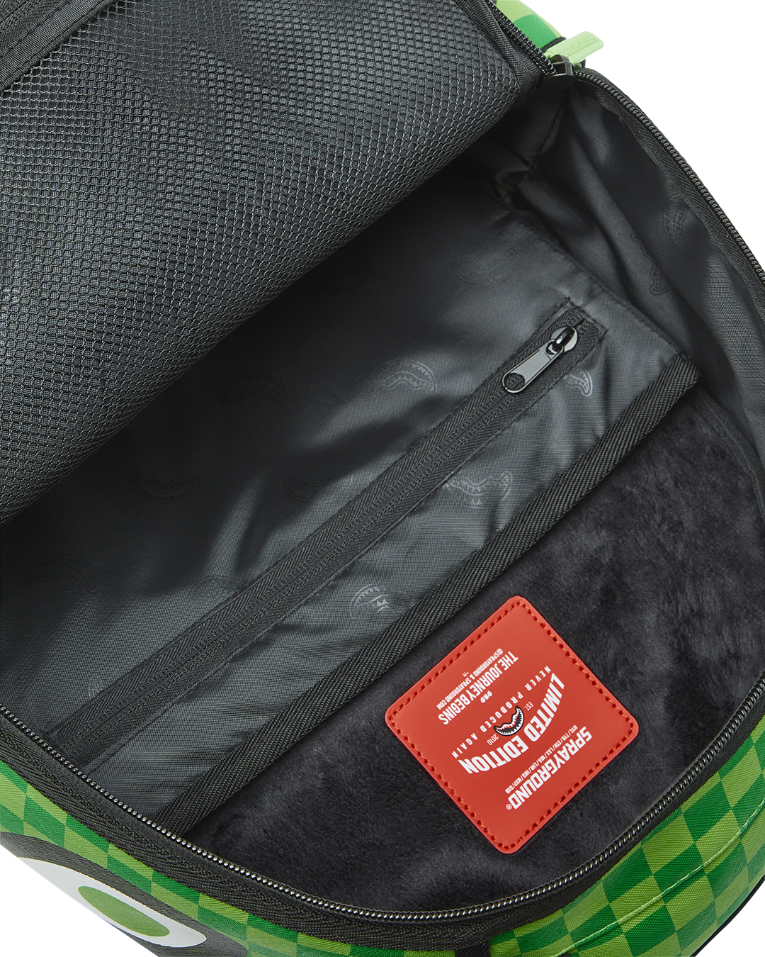 RICK & MORTY INTO THE FURY BACKPACK (DLXV)