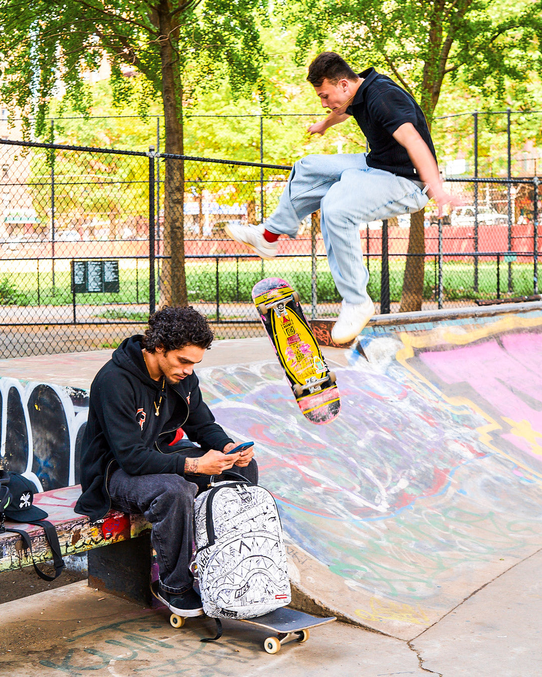 MAD DOODLES BACKPACK (DLXV)