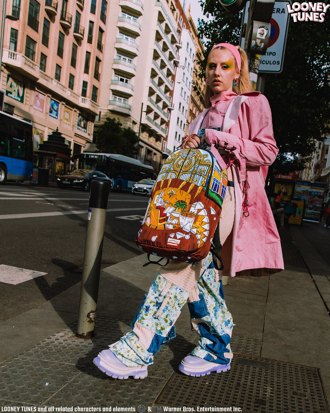 LOONEY TUNES BUGS BUNNY ZADDY BACKPACK