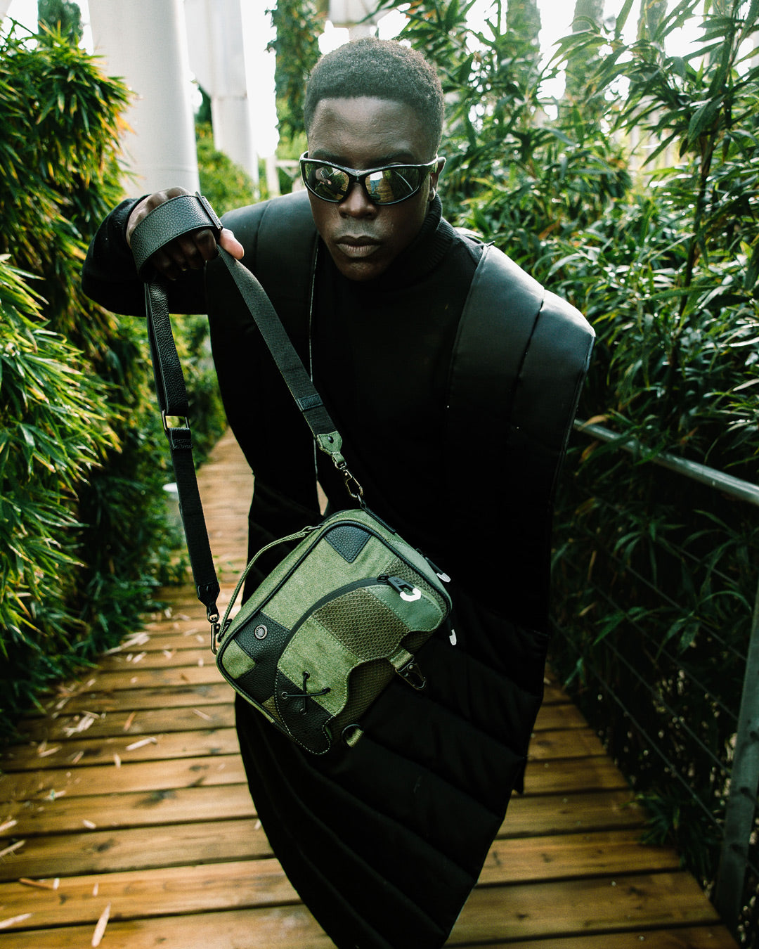 SPECIAL OPS OPERATION SUCCE$$ BRICKSIDE TOILETRY MESSENGER BAG