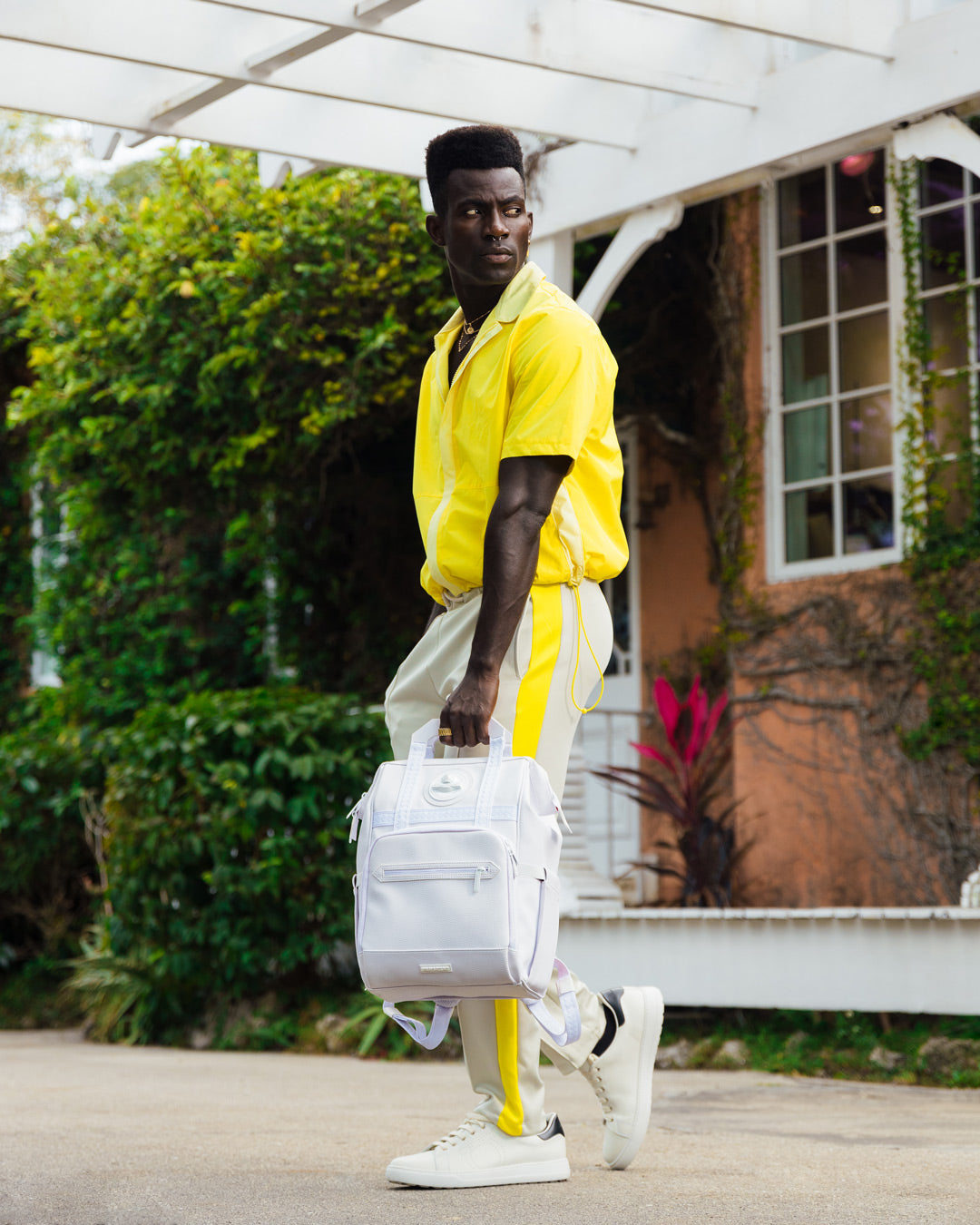 HEAVY METAL SHARK WHITE OUT BIZ TOP OPENER BACKPACK