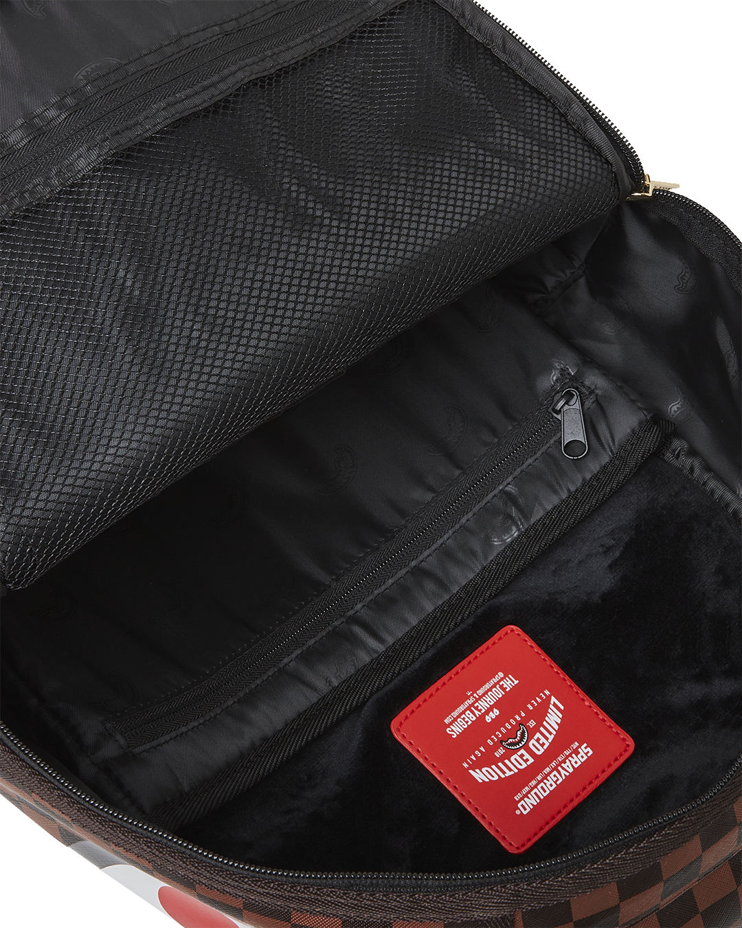 LENTICULAR EFFECTS SHARKS IN PARIS BACKPACK