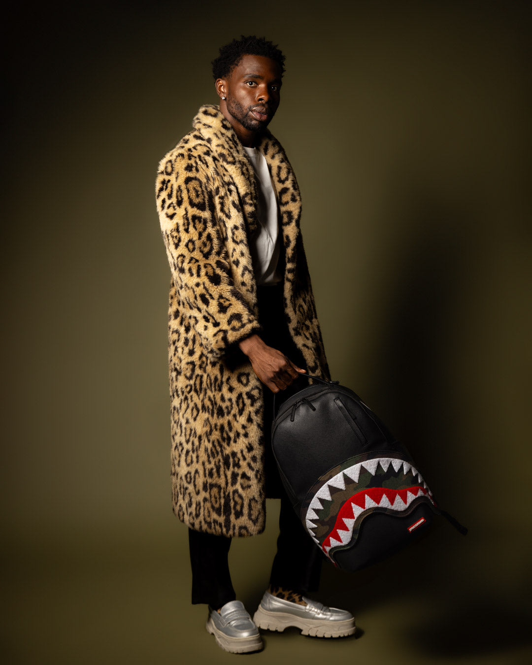 VELCRO SHARK - 3 INTERCHANGEABLE SHARKS BACKPACK (DLXV)