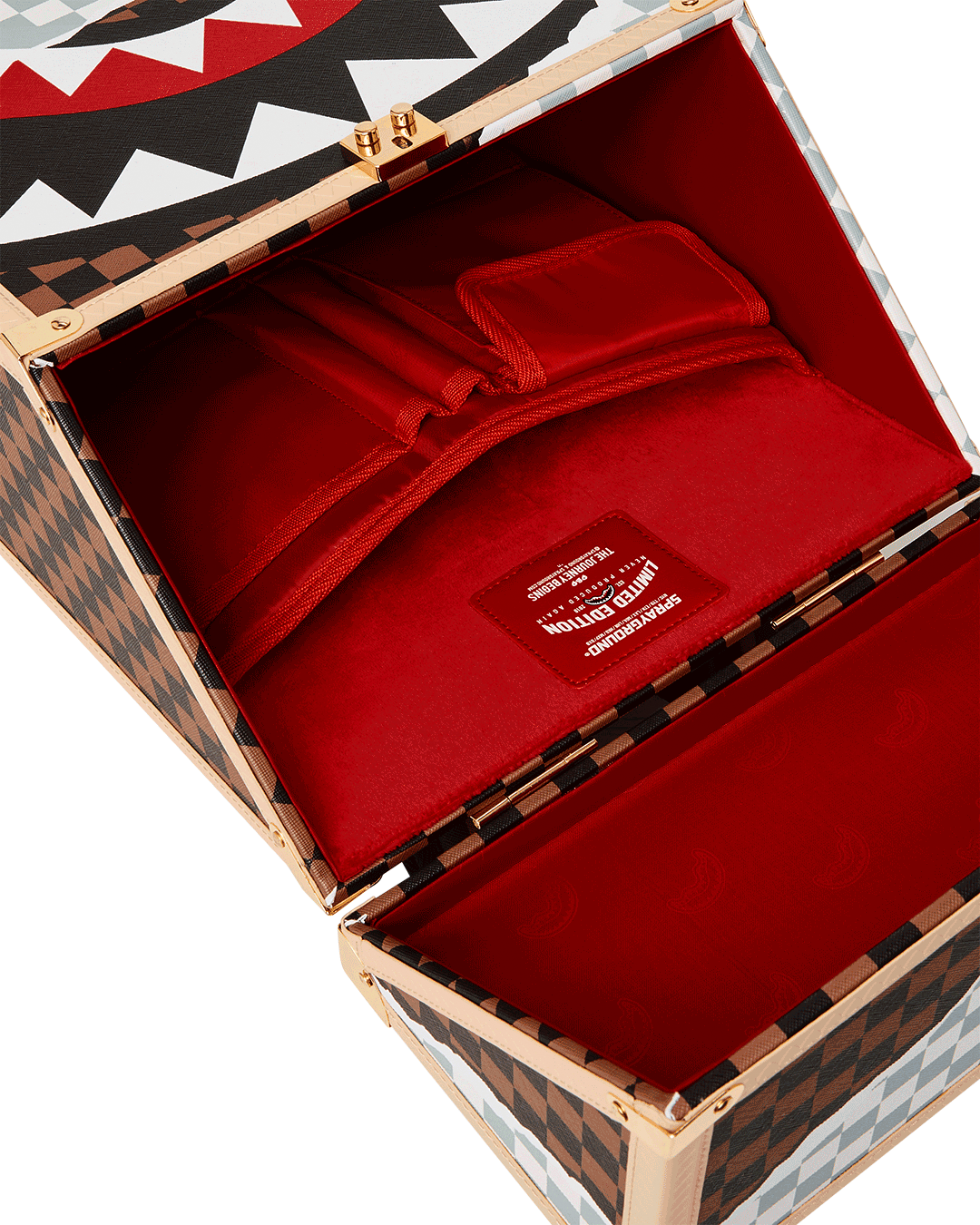 UNSTOPPABLE ENDEAVORS II CHATURANGA SHARK 1900 BACKPACK