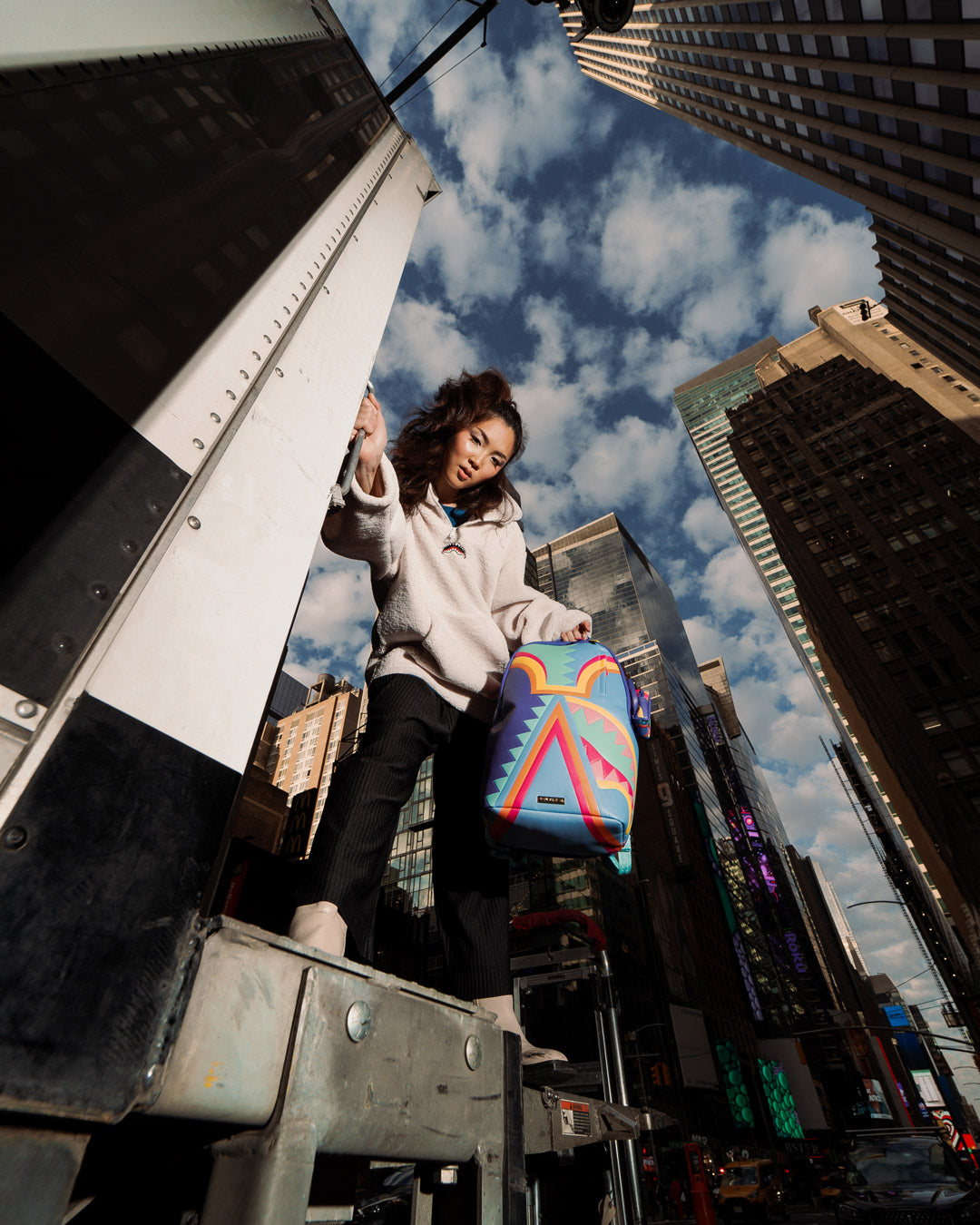 I'M ON VACATION ON MY YACHT BACKPACK