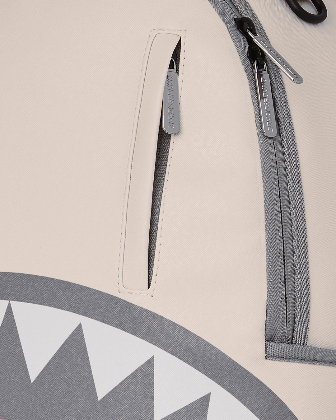 SHARK CENTRAL SATURDAYS DLXSV BACKPACK