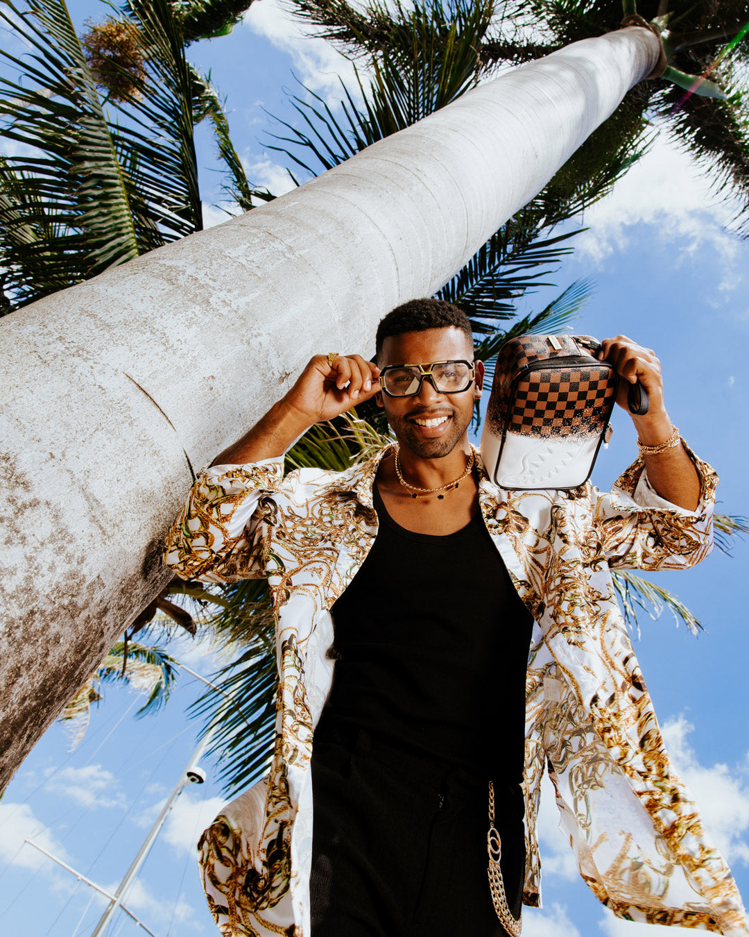 SPRAYSHARKS WORLDWIDE BRICKSIDE TOILETRY BAG