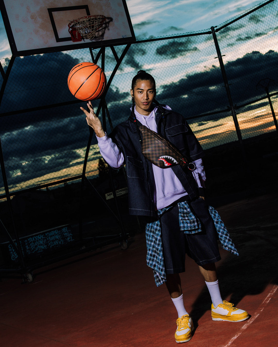 SHARKS IN PARIS BLUR EFFECT SAVVY CROSSBODY