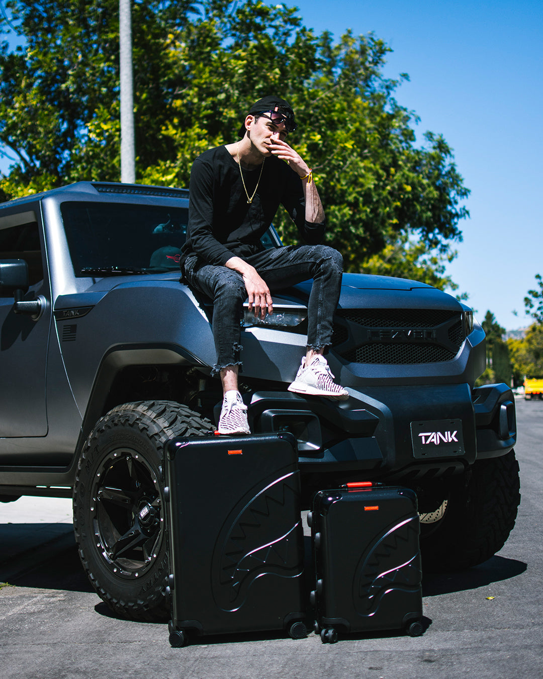 MOLDED SHARKITECTURE BLACK HARDSHELL CARRY-ON LUGGAGE