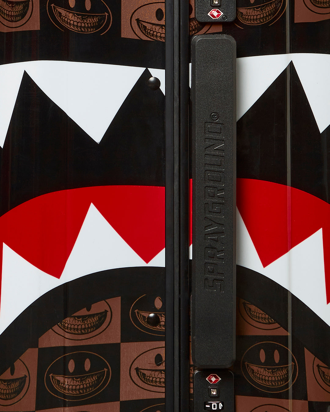 GLOBAL MOGUL POPAGANDA RON ENGLISH EDITION HARDSHELL CARRY-ON LUGGAGE