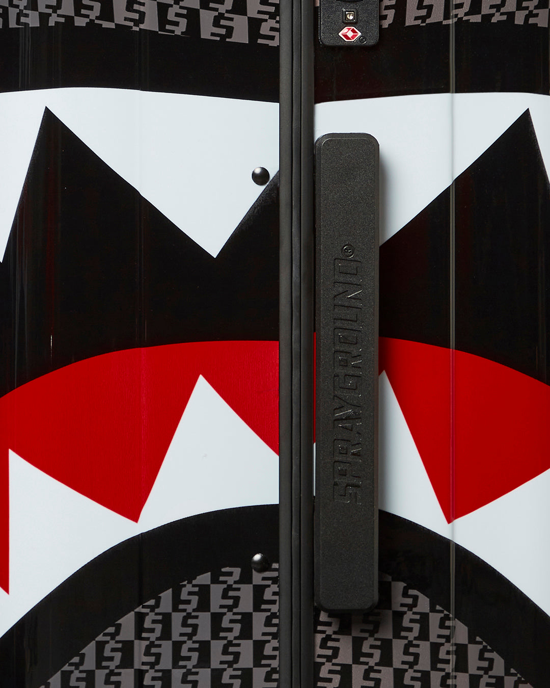 SPRAYGATTI REVV SHARKNAUTICS HARDSHELL FULL-SIZE LUGGAGE