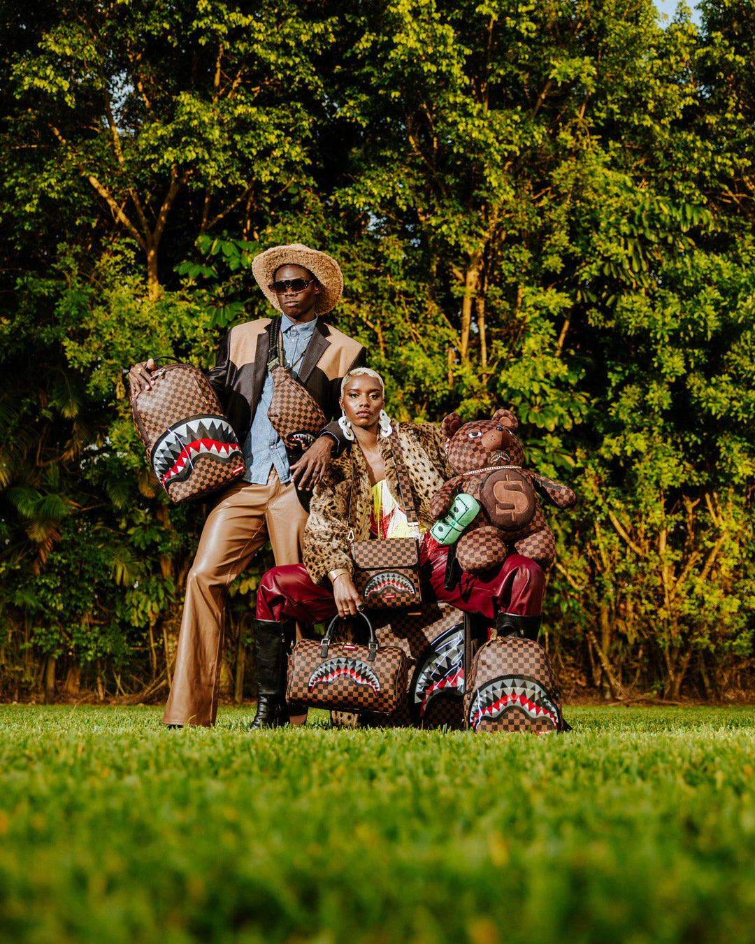 LENTICULAR EFFECTS SOFT SHELL CARRY-ON LUGGAGE