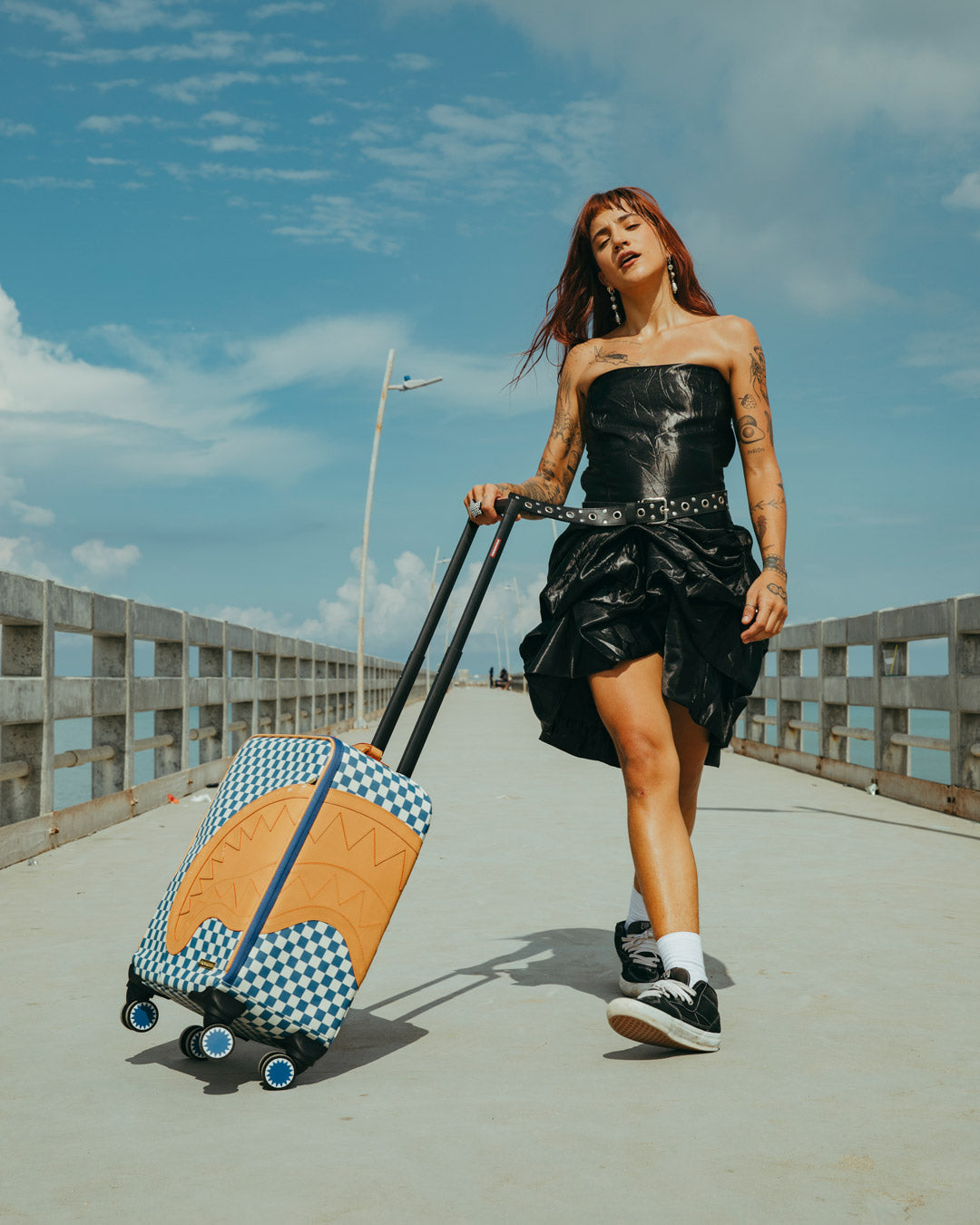 NEW SHARK YACHT CLUB IMPERIAL CARRY-ON LUGGAGE