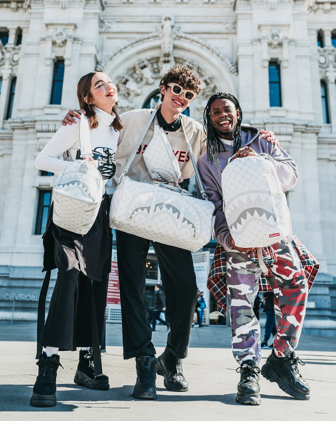 MONEY PATTERN POWDER EMPEROR DUFFLE