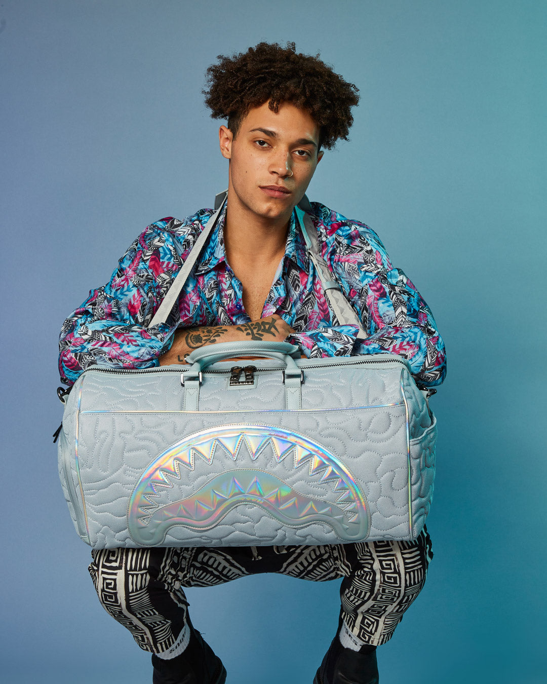 MIRASHAKU IRIDESCENT QUILT DUFFLE