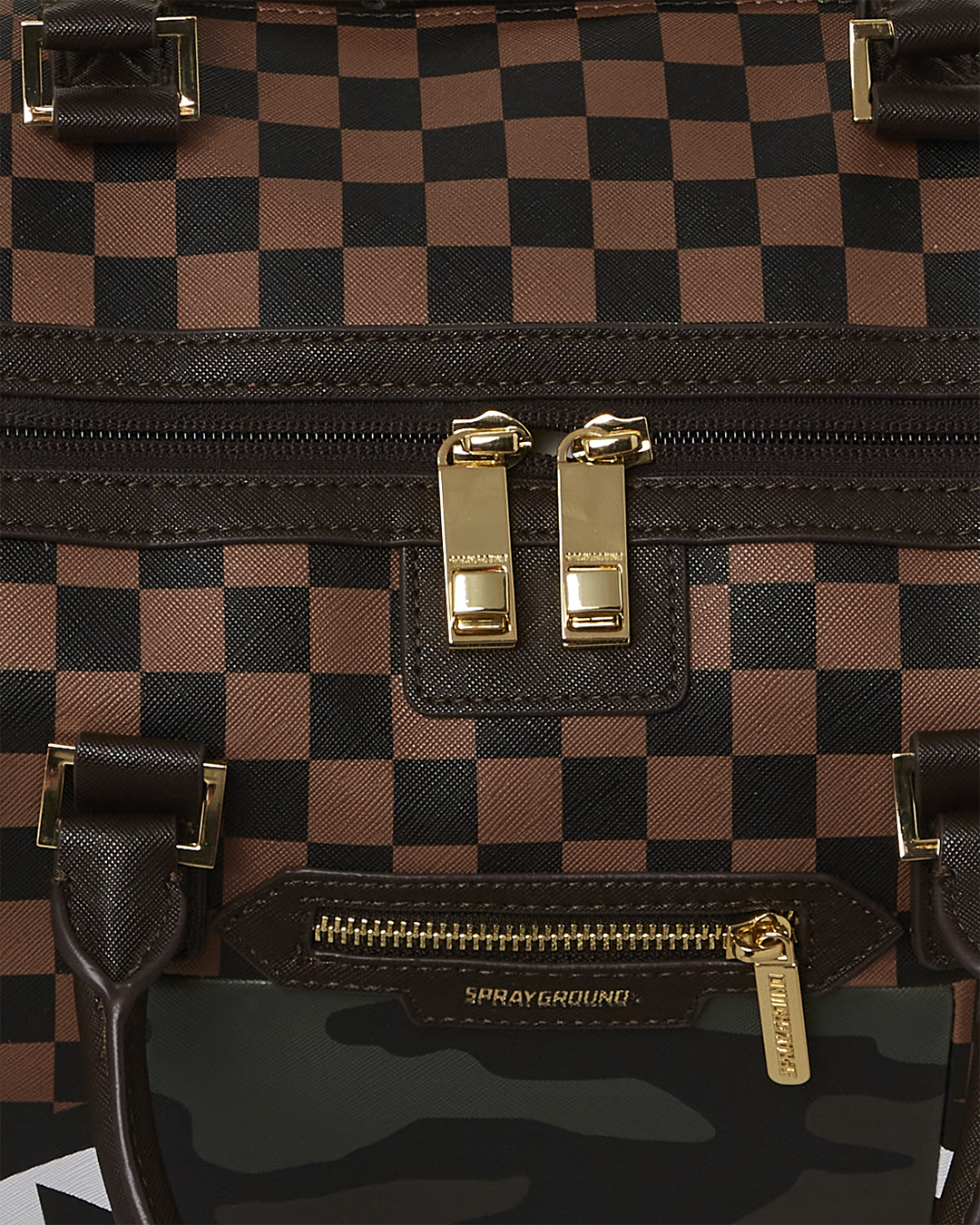 EXTERIOR GOLD ZIP POCKET SHARKS IN PARIS DUFFLE