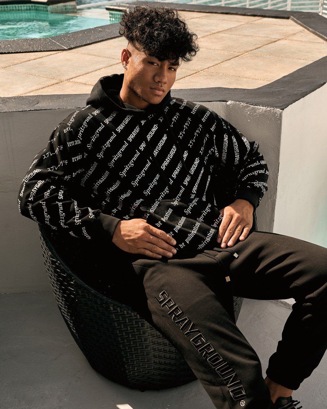 SG LOGO REPEAT HOODIE PULLOVER BLACK