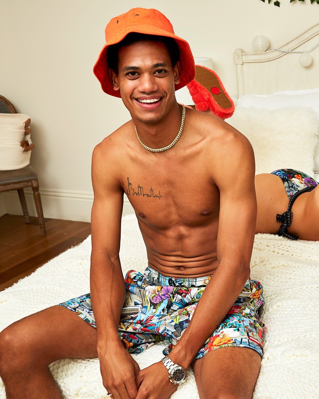 FLORAL MONEY SHOTO SWIM TRUNKS