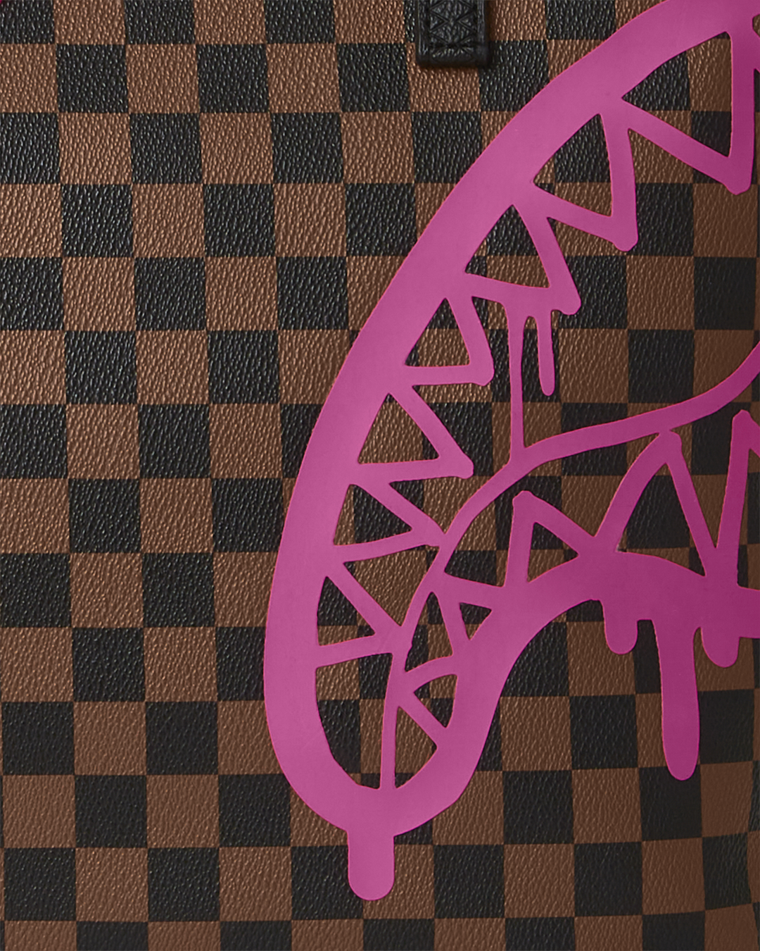 THE ARTISTS TOUCH TOTE