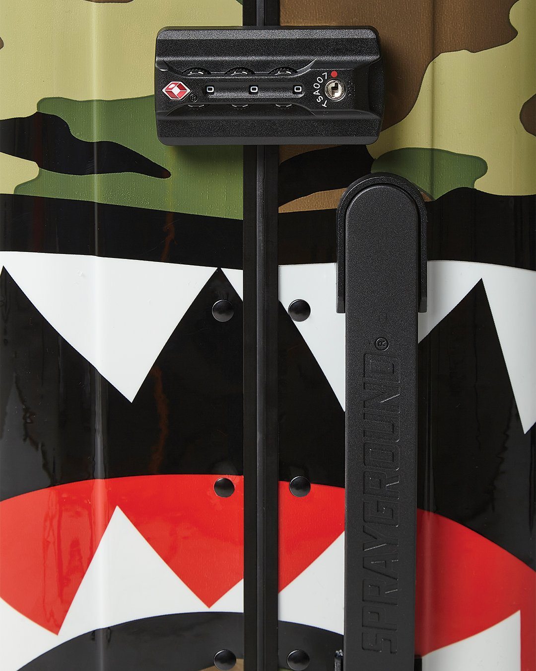 SHARKNAUTICS (CAMO) 21.5” CARRY-ON LUGGAGE