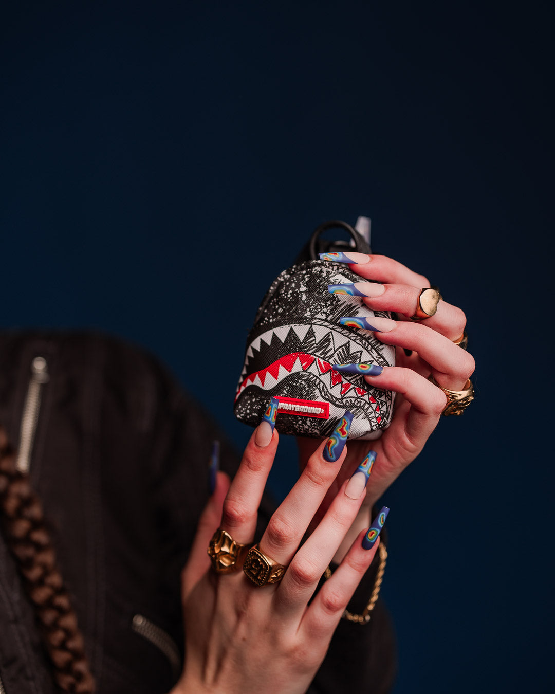 SCRIBBLE DRIBBLE CHECK BACKPACK KEYCHAIN