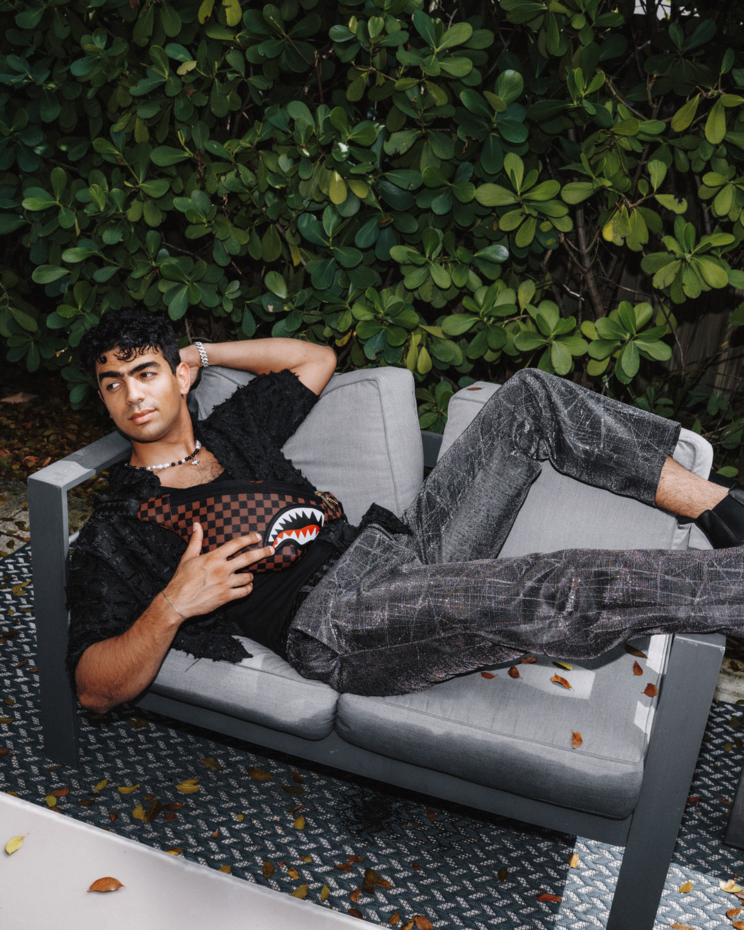 SAWTOOTH SHARKS IN PARIS SAVVY CROSSBODY