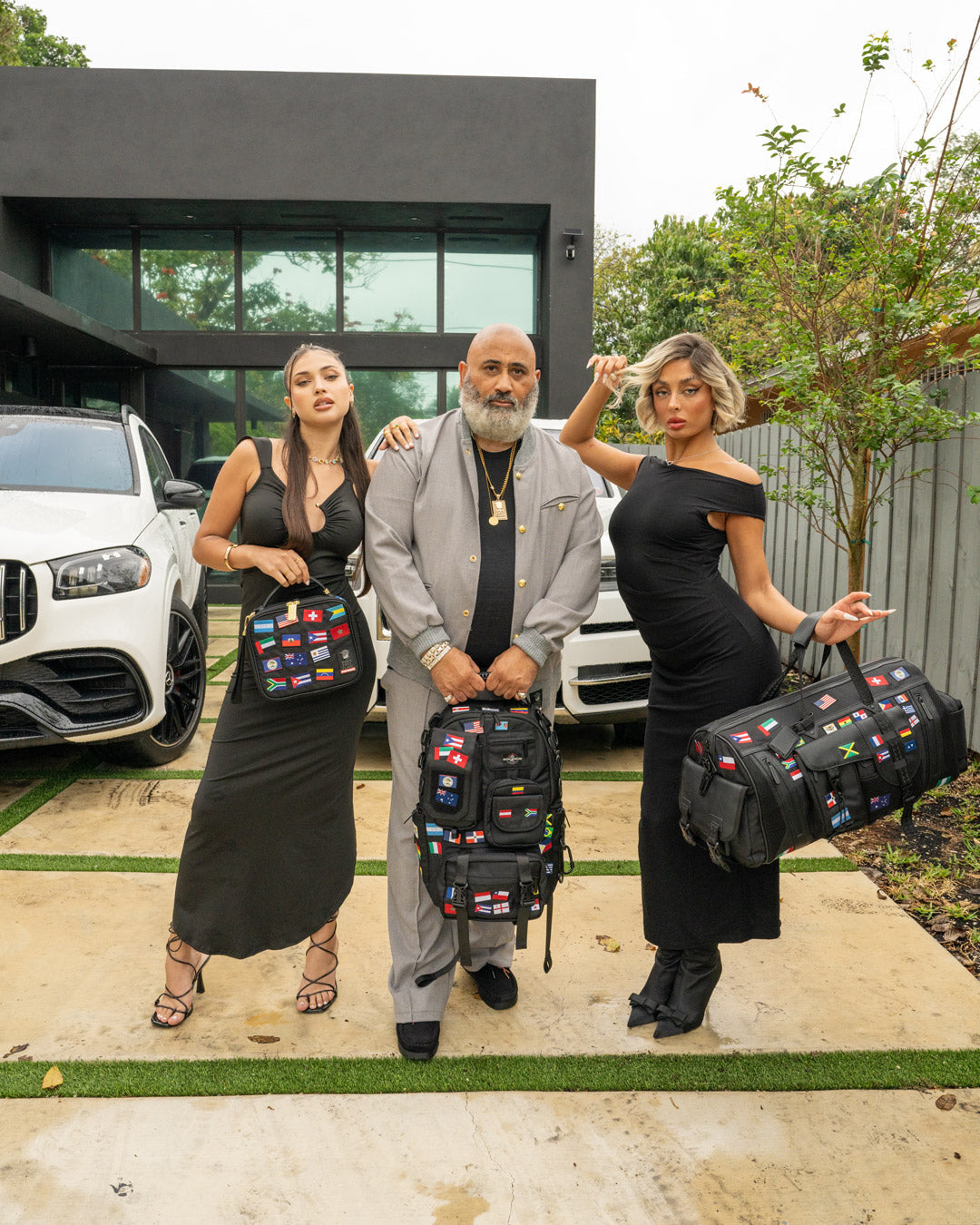 JAMES FIRST CLASS GLOBAL FLAGS SNACKPACK