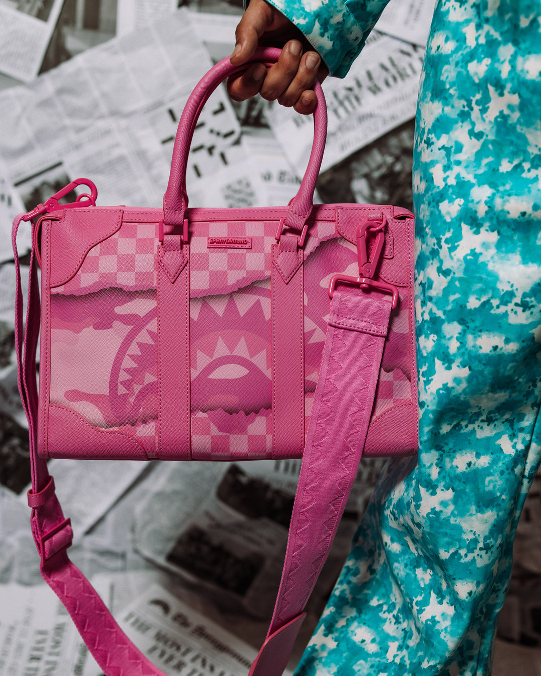 3AM TURNT MINI PYRAMID DUFFLE