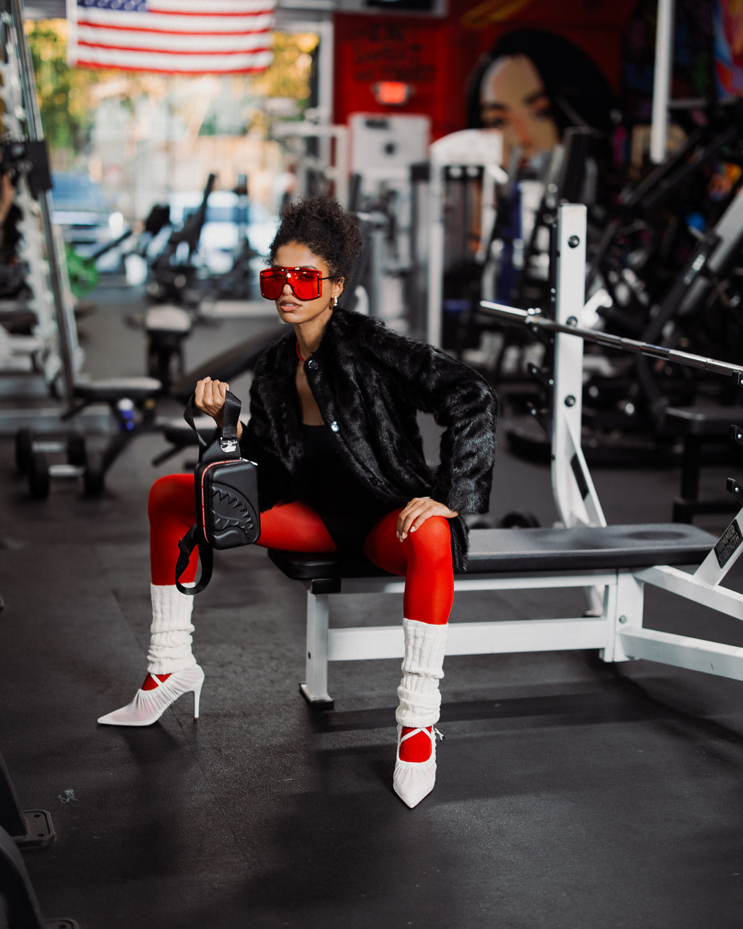 THE HERO HARD-SHELL SLING