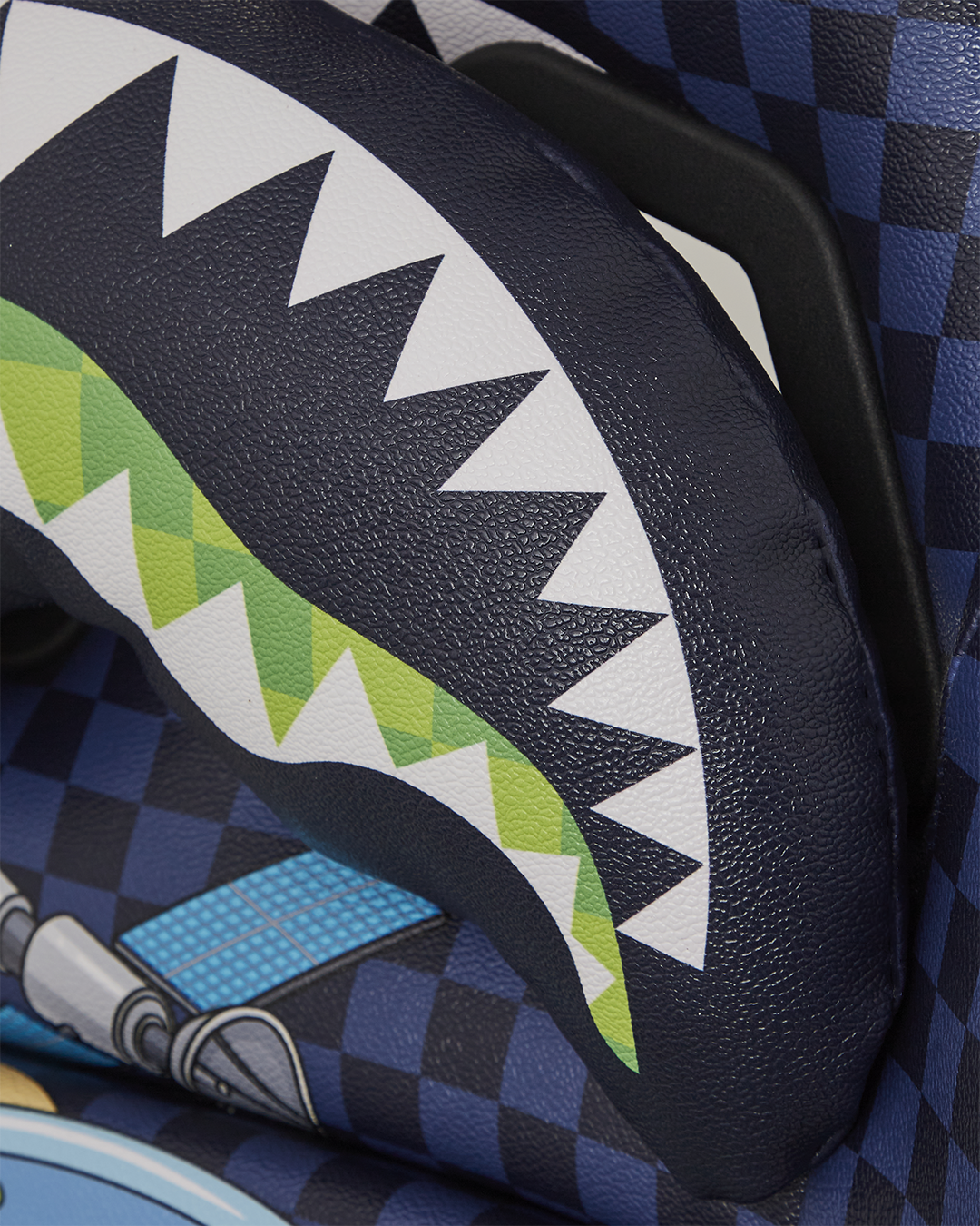 SPACE WARPED GAMING CHAIR